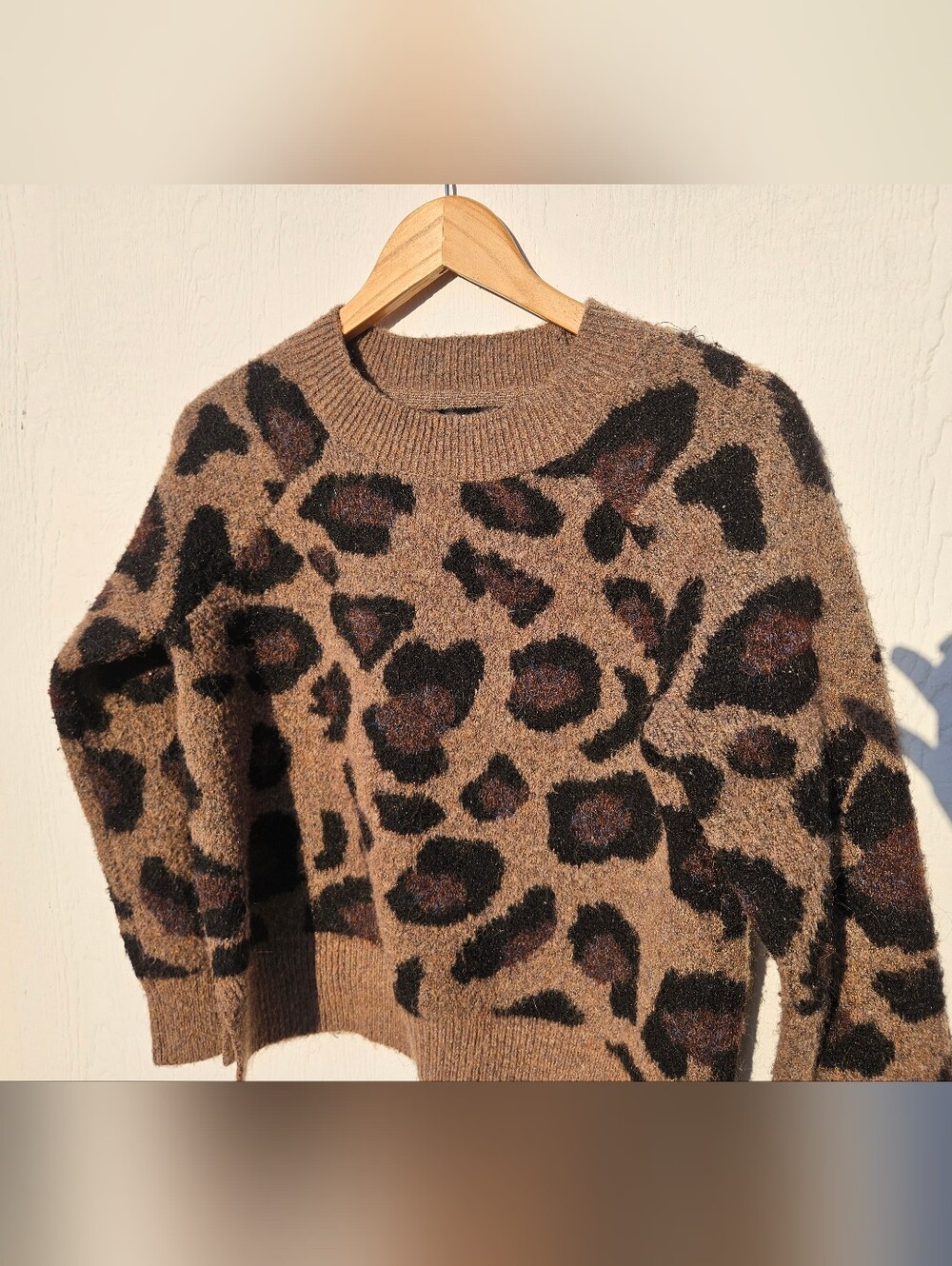 Aqua Brown & Black Leopard-Print Crewneck Sweater